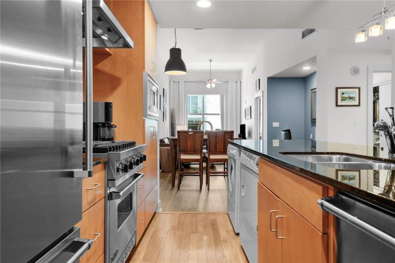 1 bedroom Condominium at 1120 E Kennedy Boulevard #827, Grand Central At Kennedy Resid, Tampa — photo 2