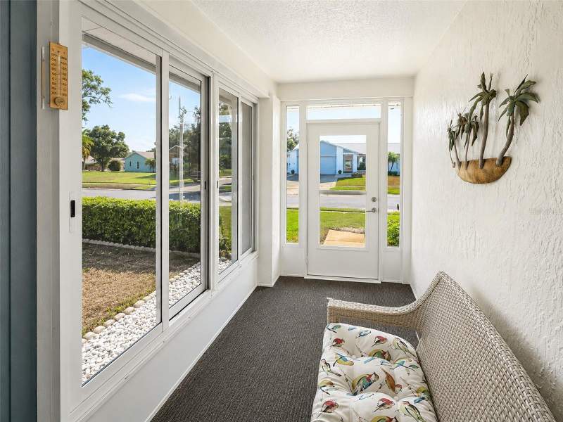 2 bedroom Single Family Residence at 2942 Macalpin Drive, Highland Lakes, Palm Harbor — photo 3