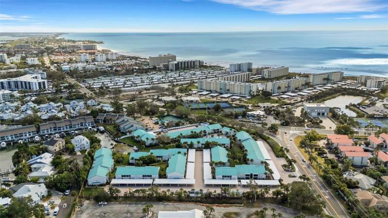 5661 MIDNIGHT PASS ROAD #401 home for sale in White Sands Village