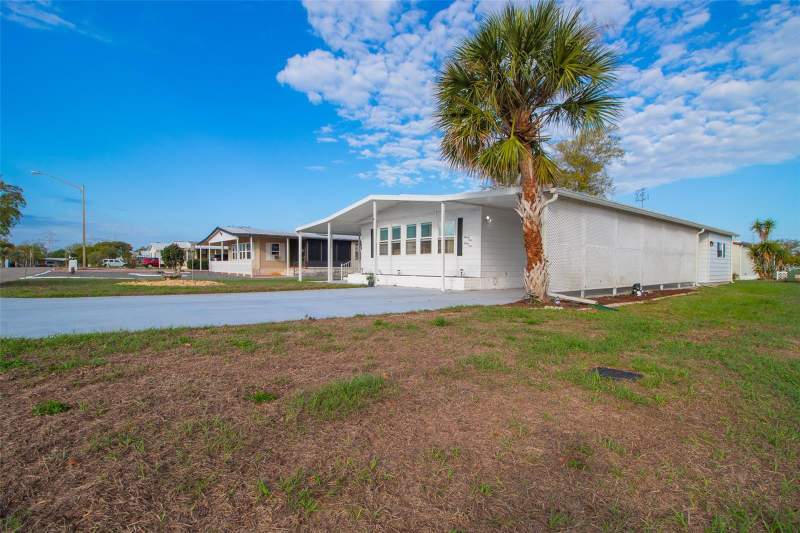 2 bedroom Manufactured Home at 9141 Salisbury Drive, Brookridge Comm, Brooksville — photo 5