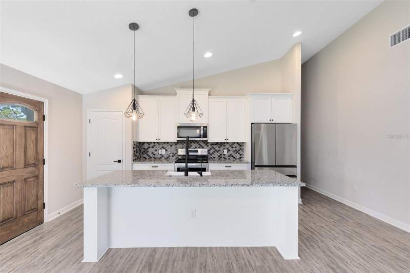 3 bedroom Single Family Residence at 2049 Eldorado Court, Bay Lake Ranch Unit 1, St Cloud — photo 5