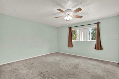 5527 Pentail Circle, Tampa FL - photo 16 of 35