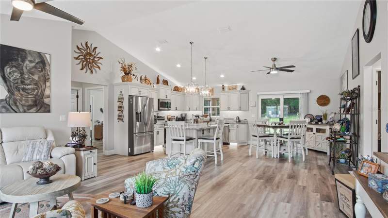 3 bedroom Single Family Residence at 6752 SW 179th Court Road, Juliette Falls 01 Rep, Dunnellon — photo 4