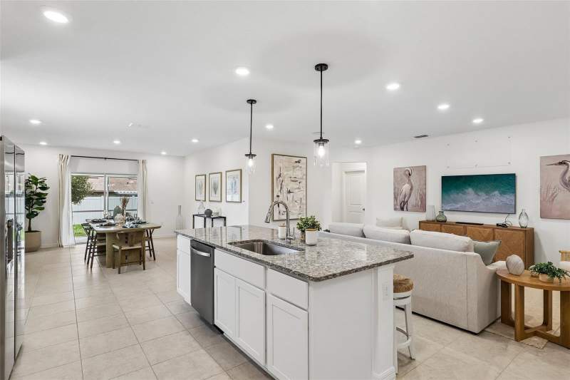 4 bedroom Single Family Residence at 0 Castle Avenue, Spring Hill, Spring Hill — photo 5