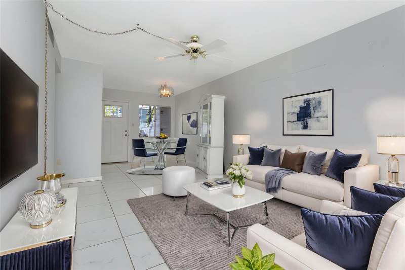 2 bedroom Condominium at 5872 17th Street #C2, Bayshore II Sec 13, Bradenton — photo 4