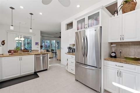 5127 Hanging Moss Lane, Sarasota FL - photo 16 of 65