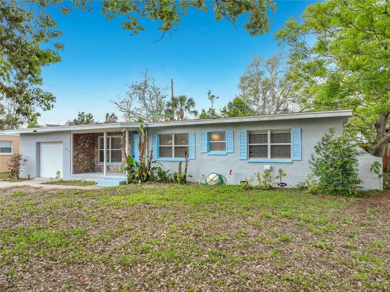 4 bedroom Single Family Residence at 1700 EDMUNDSHIRE ROAD, EDMUNDS SHIRE, ORLANDO — photo 2