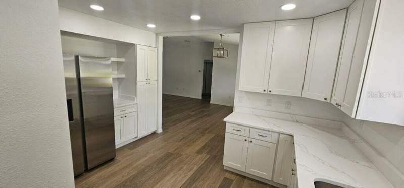 3 bedroom Single Family Residence at 10842 SW 90th Court, Oak Run Un D Nbrhd 01, Ocala — photo 3