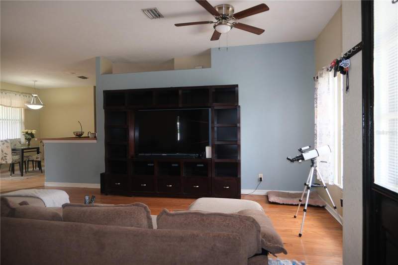 3 bedroom Single Family Residence at 4491 Cuthbert Avenue, Port Charlotte Sub 01, North Port — photo 3
