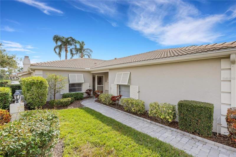 3 bedroom Villa at 3242 Ringwood Meadow #76, Villas Of Papillion, Sarasota — photo 2