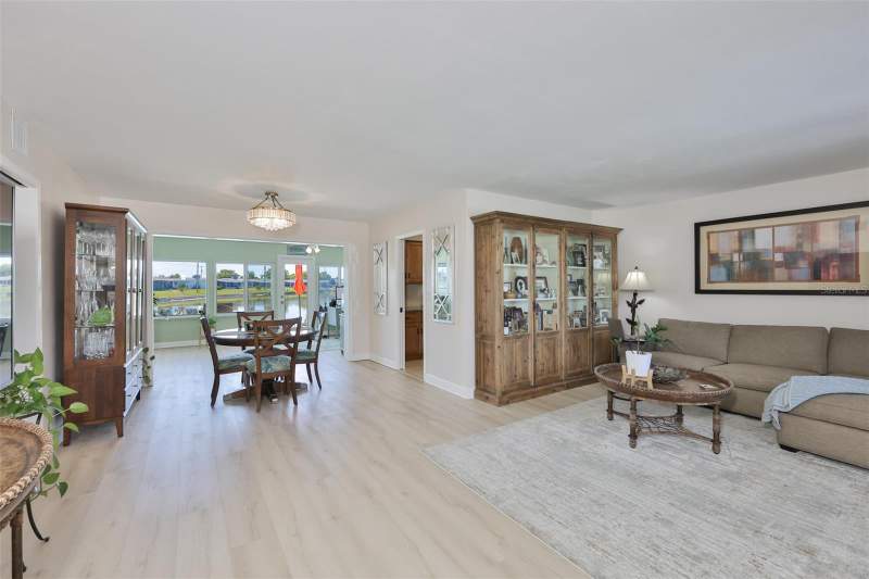 3 bedroom Single Family Residence at 1704 Danbury Drive, Del Webbs Sun City Florida Un, Sun City Center — photo 3