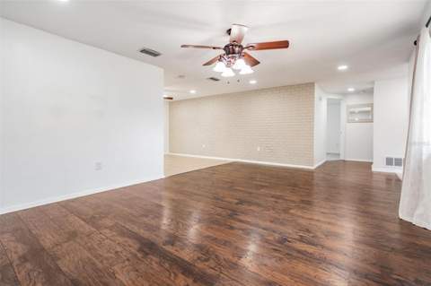 7700 Birchwood Drive, Port Richey FL - photo 7 of 28
