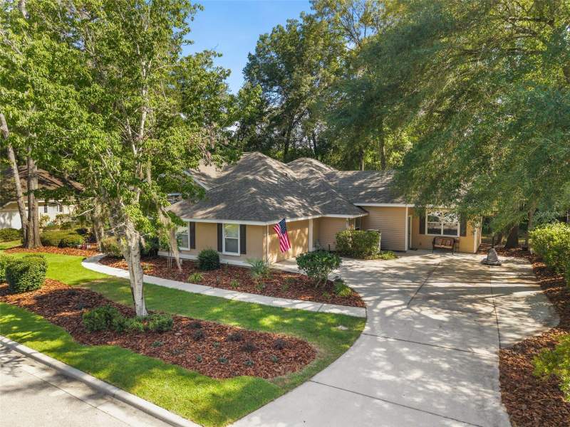 4 bedroom Single Family Residence at 9710 SW 33rd Lane, Haile Plantation Unit 35 Ph 1, Gainesville — photo 2