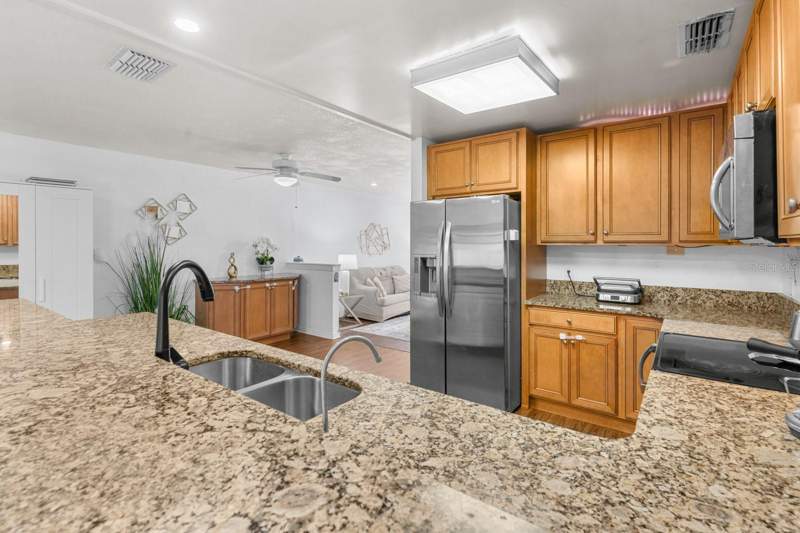 4 bedroom Single Family Residence at 8243 Pamlico Street, Harbor East, Orlando — photo 2