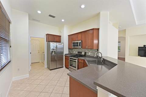 9616 Portside Terrace, Bradenton FL - photo 13 of 67