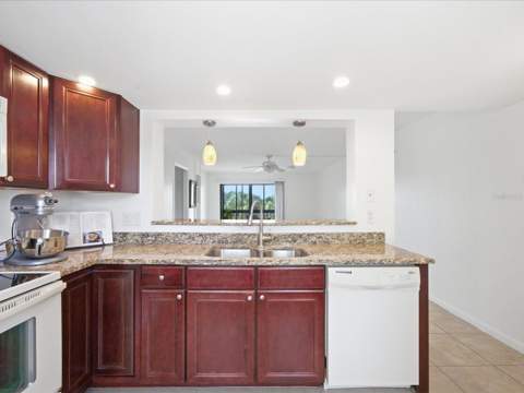 13626 Greenfield Drive #401, Tampa FL - photo 11 of 45