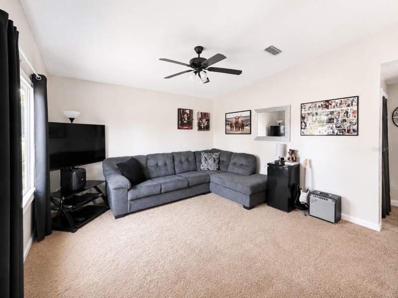 3 bedroom Single Family Residence at 35 Almond Road, Silver Spgs Shores Un 23, Ocala — photo 2