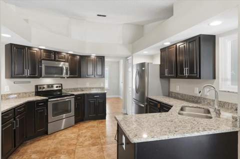 2406 Abalone Boulevard, Orlando FL - photo 7 of 26