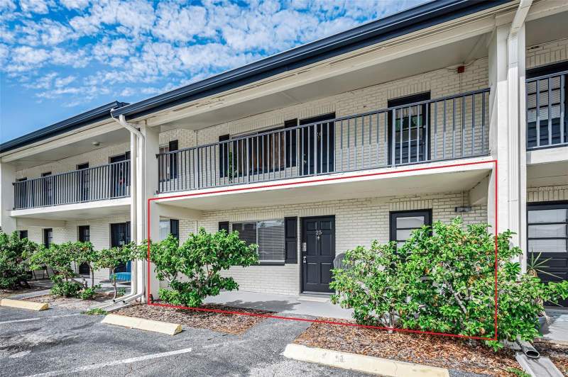 2 bedroom Condominium at 2 N Fernwood Avenue #25, Washington Square At Clearwater Condo, Clearwater — photo 2