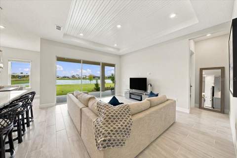 13705 Iona Avenue, Palmetto FL - photo 6 of 45