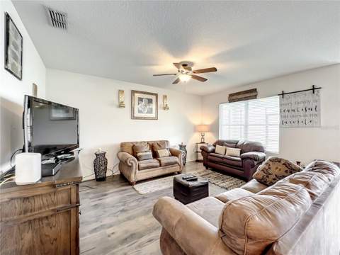 10547 Burlwood Drive, Leesburg FL - photo 12 of 48