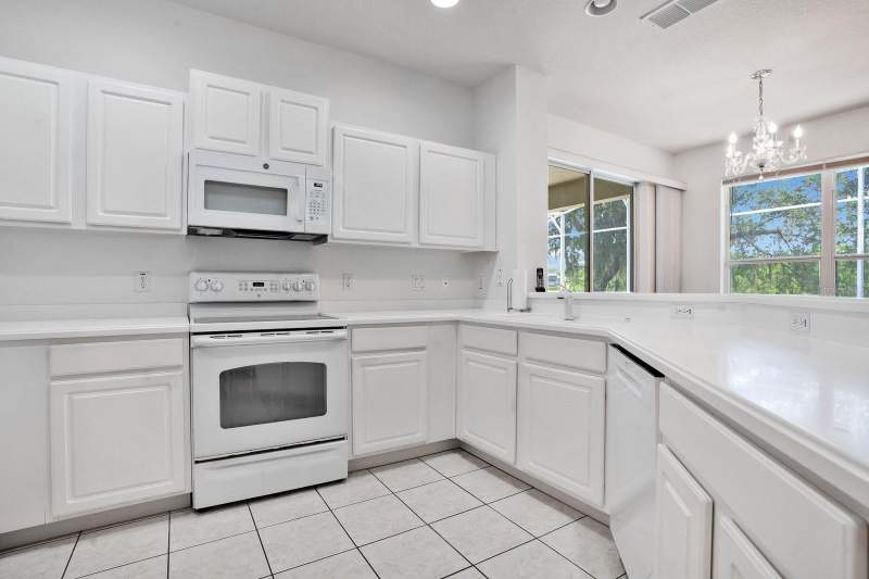 4 bedroom Single Family Residence at 1207 LEGENDARY BOULEVARD, BEACON RIDGE AT LEGENDS, CLERMONT — photo 5