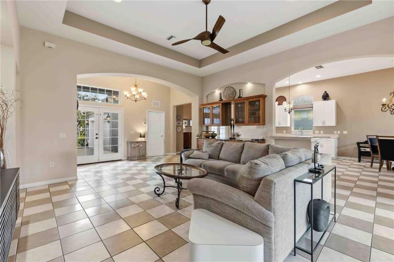 3 bedroom Single Family Residence at 7907 Ashley Circle, University Place, Bradenton — photo 4