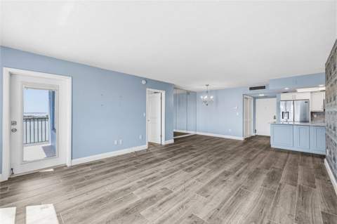 5220 Brittany Dr S #901, St Petersburg FL - photo 14 of 44