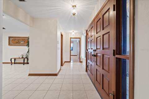 5767 Westshore Drive, New Port Richey FL - photo 13 of 99