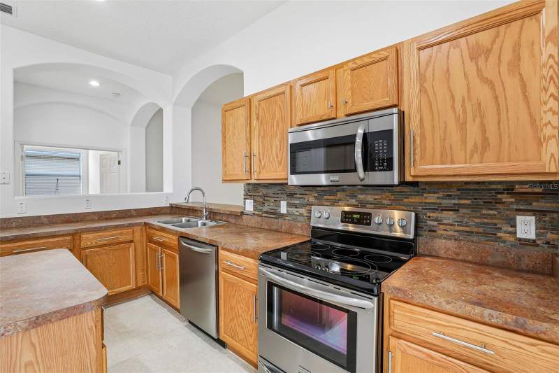 4 bedroom Single Family Residence at 30254 PGA Drive, Fairways At Mt Plymouth Ph 03 Lt 115 Pb 04, Sorrento — photo 4