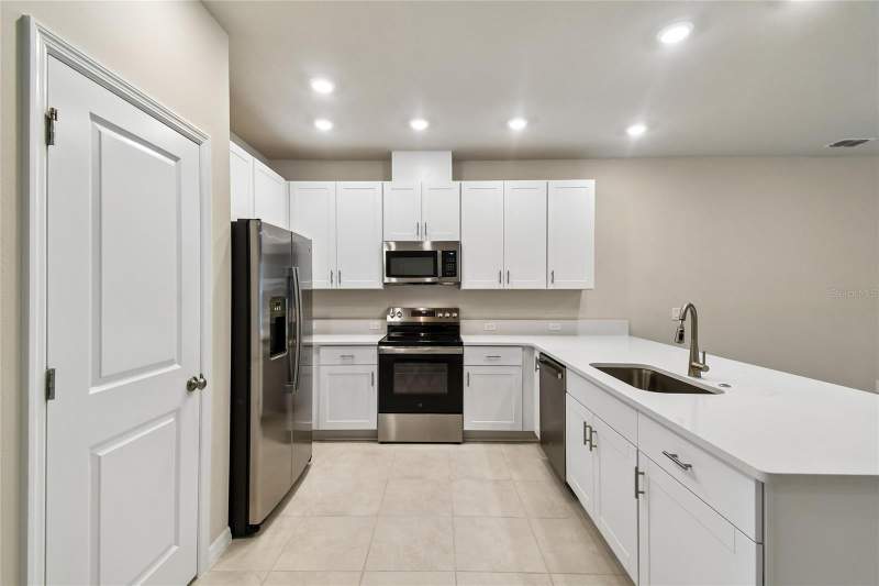 3 bedroom Townhouse at 1125 Wild Crest Lane, Preserve At The Cays, Daytona Beach — photo 3