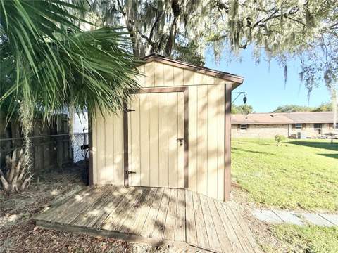1031 Park Avenue, Tavares FL - photo 17 of 26