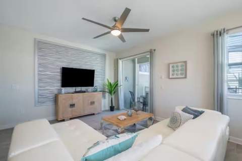 4975 Windermere Avenue, Kissimmee FL - photo 6 of 36