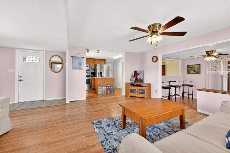 3 bedroom Mobile Home at 31643 Howard Street, Imperial Mobile Terrace Add 03, Tavares — photo 2