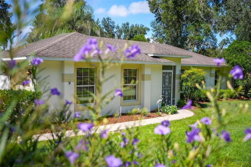 3 bedroom Single Family Residence at 211 Hanging Moss Lane, Lady Lake Hidden Oaks Sub, Lady Lake — photo 5