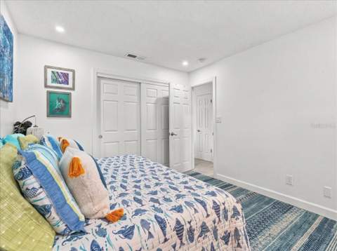 5153 Salmon Drive #B, St Petersburg FL - photo 19 of 50