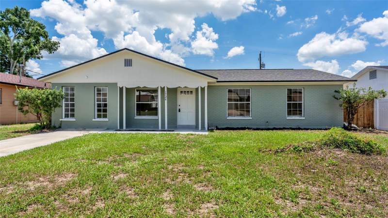 3 bedroom Single Family Residence at 1726 Cordova Circle, Tradewinds 4th Add, Lakeland — photo 3
