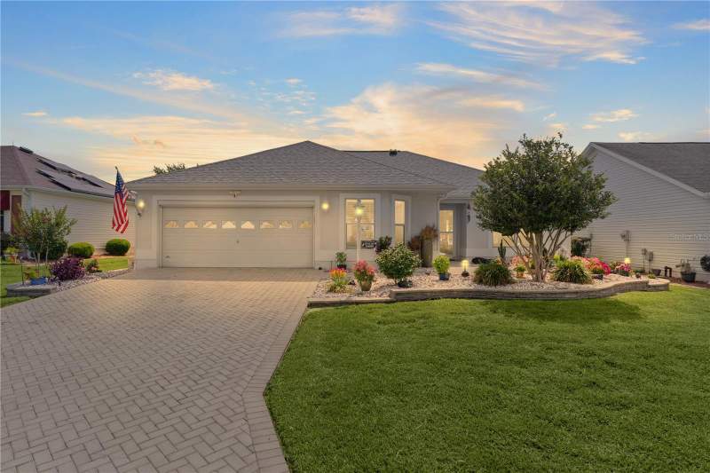 3 bedroom Single Family Residence at 16689 SE 78th Live Oak Avenue, Villages/Marion Un 65, The Villages — photo 2