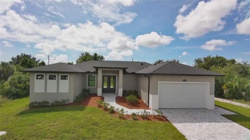 3 bedroom Single Family Residence at 14265 Fort Myers Avenue, Port Charlotte Sec 87, Port Charlotte — photo 4