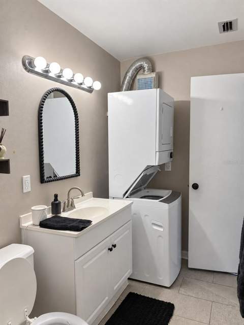 200 El Camino Drive #102, Winter Haven FL - photo 9 of 35