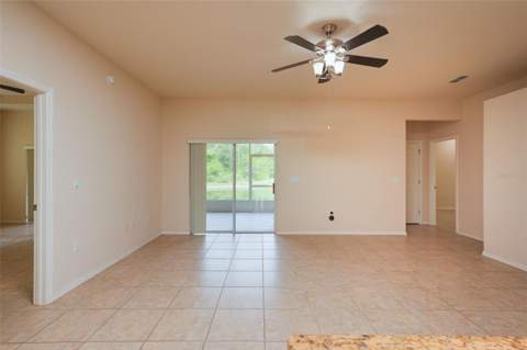6019 Evansbrook Drive, Zephyrhills FL - photo 14 of 27