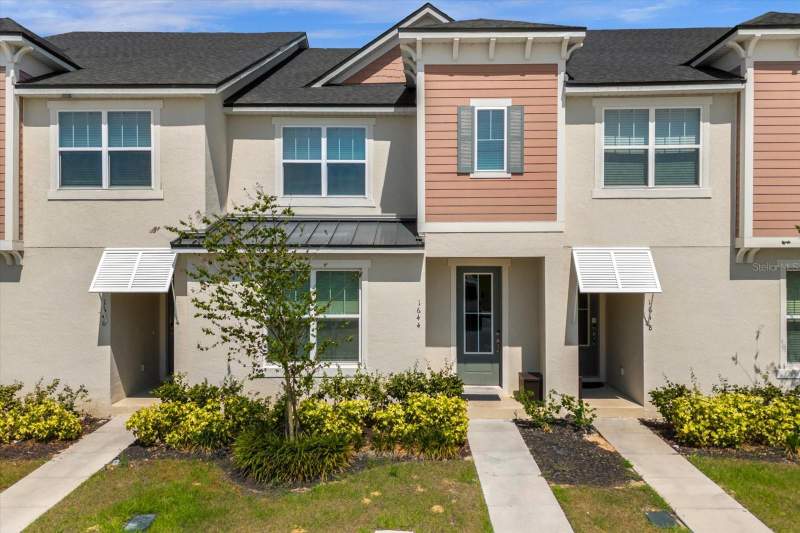 4 bedroom Townhouse at 1644 TROPICAL PALMS CIRCLE, SOLARA RESORT VACATION VILLAS REP, KISSIMMEE — photo 1