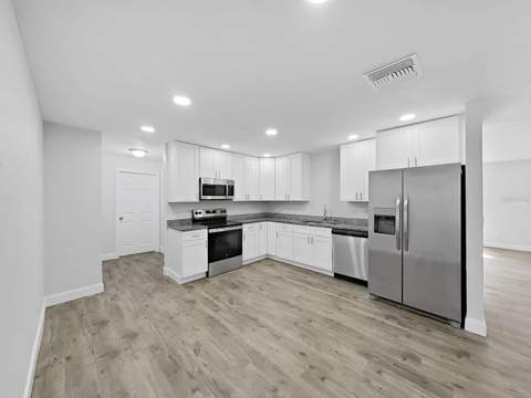 4943 Mockingbird Drive, Dade City FL - photo 10 of 45