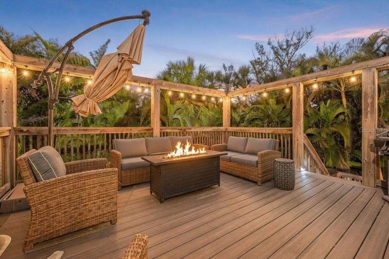 4 bedroom Single Family Residence at 3404 E Maritana Drive, Don Ce-Sar Place, St Pete Beach — photo 4