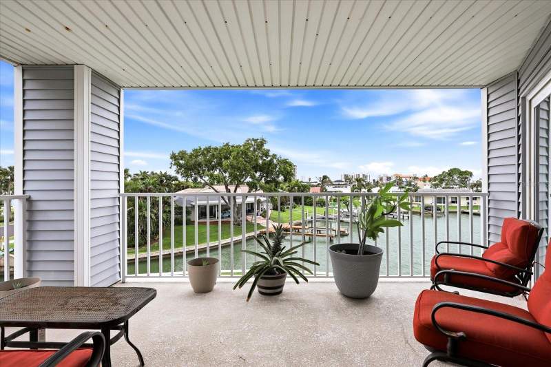 2 bedroom Condominium at 610 Island Way #201, 610 Island Way Condo, Clearwater Beach — photo 3