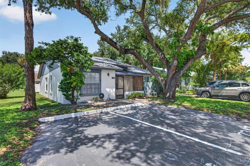 Parkside Villas