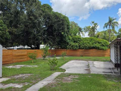 5809 Half Moon Lake Road, Tampa FL - photo 18 of 20