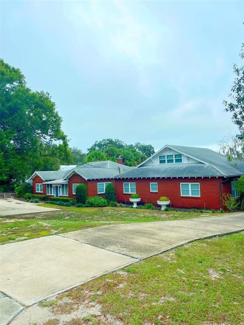 6 bedroom Single Family Residence at 1200 W LAKE OTIS DRIVE, LESNICK PARK, WINTER HAVEN — photo 1