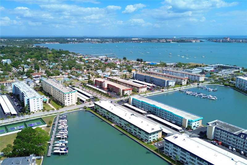2 bedroom Condominium at 2960 59th Street #210, Town Shores Of Gulfport, Gulfport — photo 2