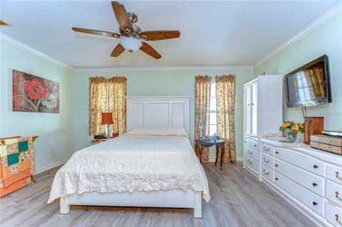 5906 Greenbriar Court, Zephyrhills FL - photo 16 of 38